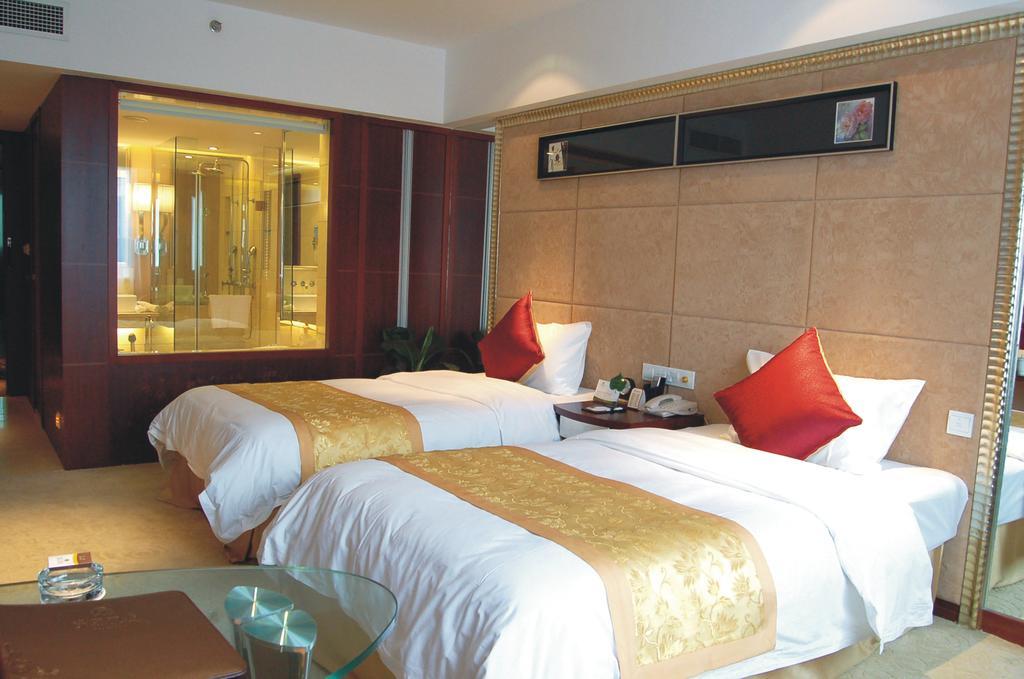 Yunheng Hotel Neijiang Extérieur photo